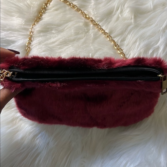 Fur shoulder bag - Picture 2 of 3